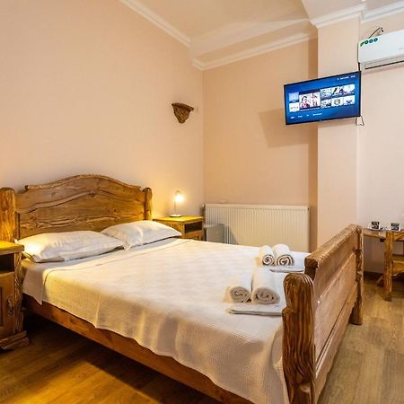 Hotel Phasis 쿠타이시 외부 사진