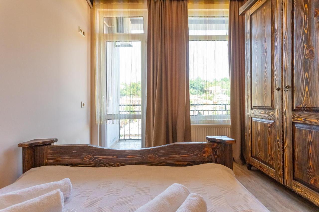 Hotel Phasis 쿠타이시 외부 사진