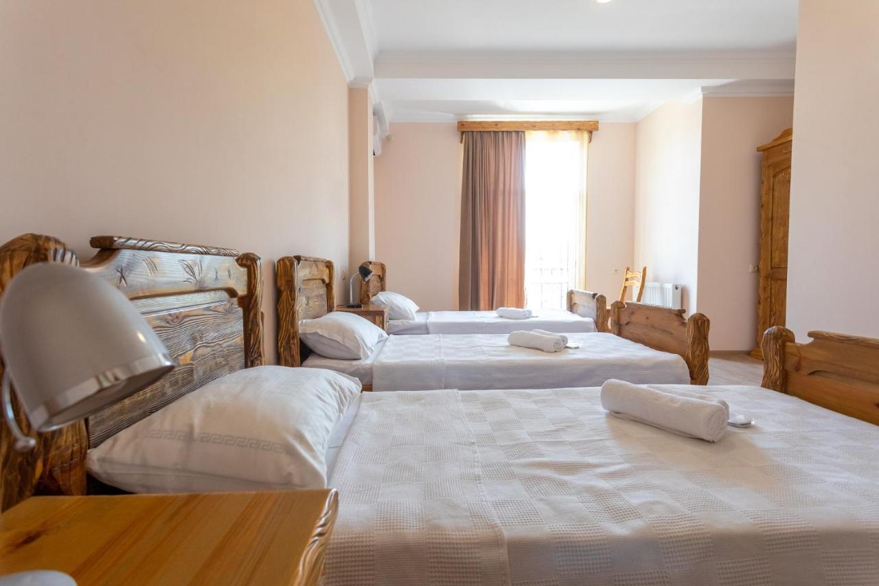 Hotel Phasis 쿠타이시 외부 사진