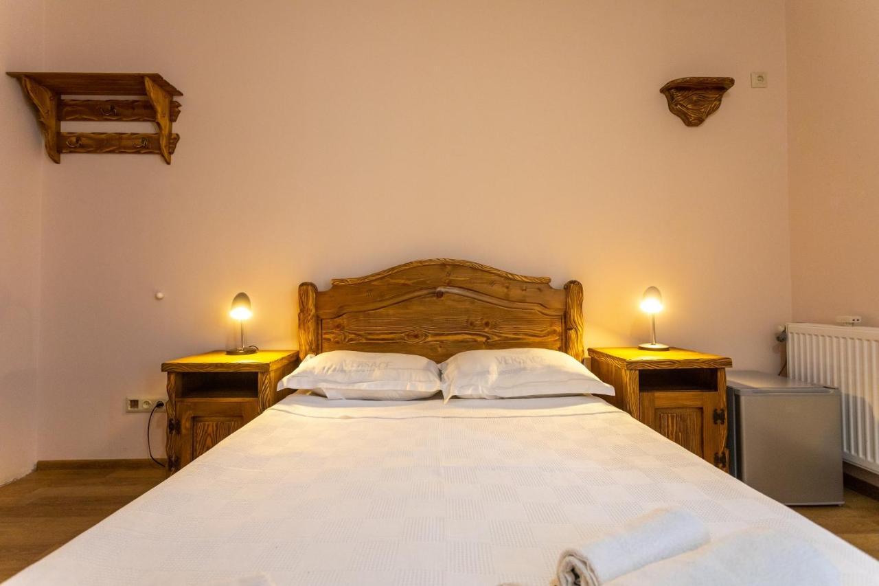 Hotel Phasis 쿠타이시 외부 사진