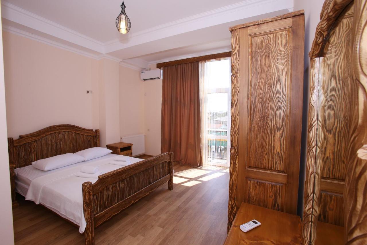 Hotel Phasis 쿠타이시 외부 사진