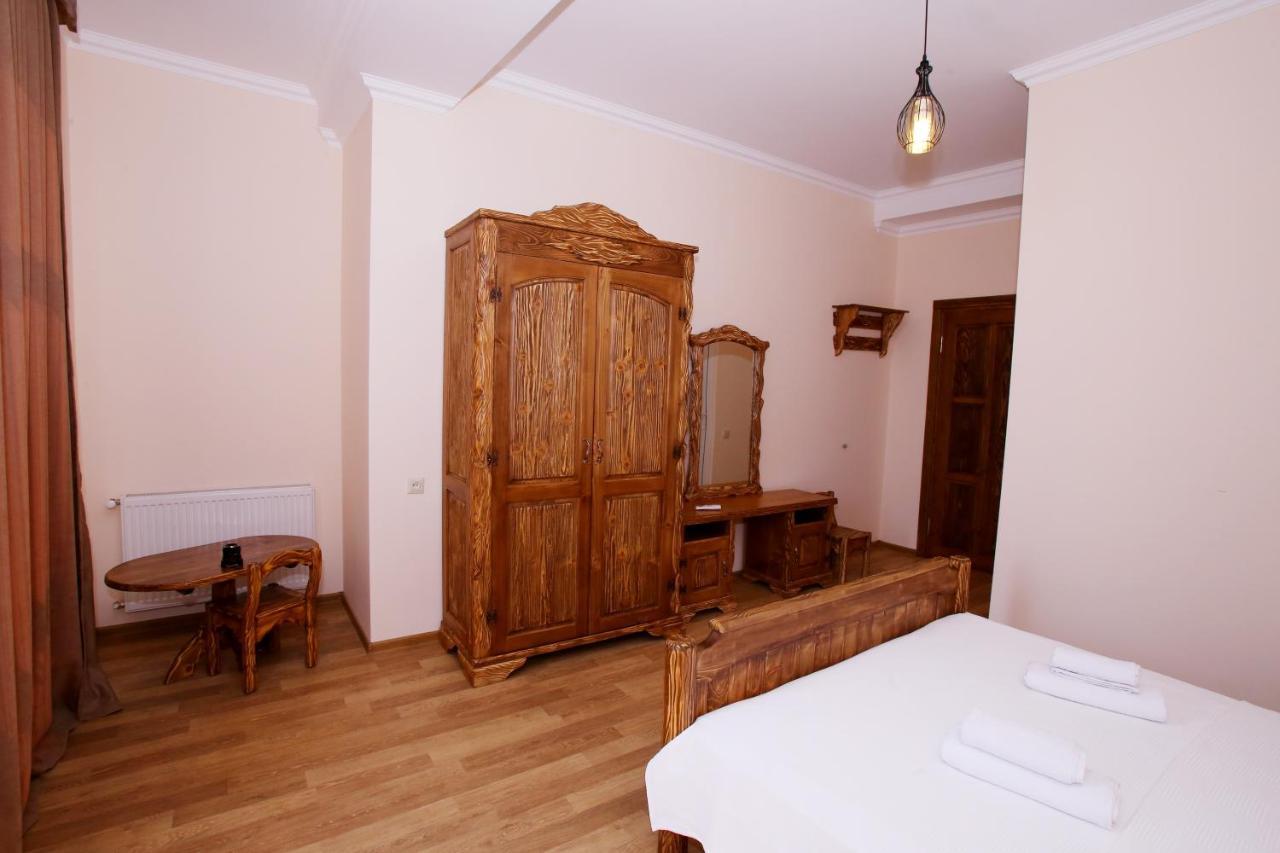 Hotel Phasis 쿠타이시 외부 사진
